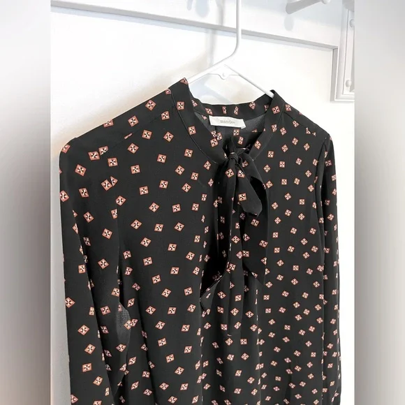 Patterned Blouse - Picture 1 of 3